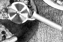 R121- Rada Knife - Pizza Cutter R121- Rada Knife - Pizza Cutter