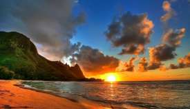 Moving Picture Beach Sunrise -SML Moving Picture Beach Sunrise -SML