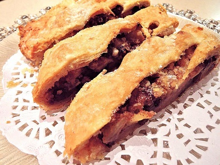 Quick Gluten-Free Apple Strudel Recipe