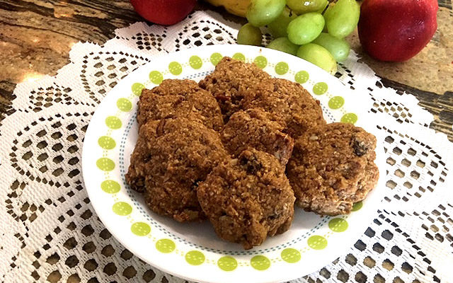 Oat Bran Flax-Seed Almond Cookies