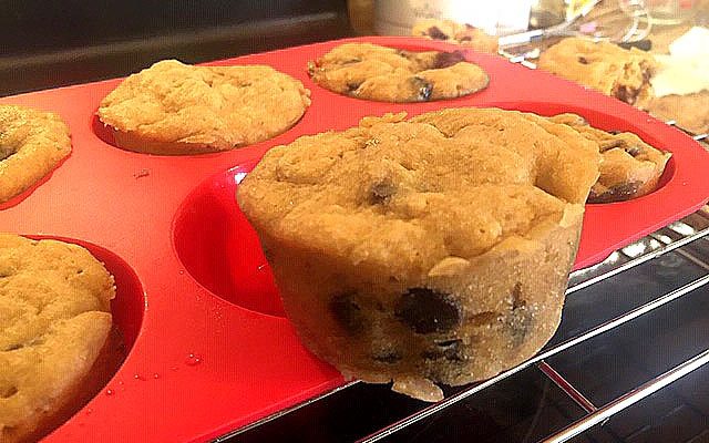 Gluten-Free Microwave Berry Muffins